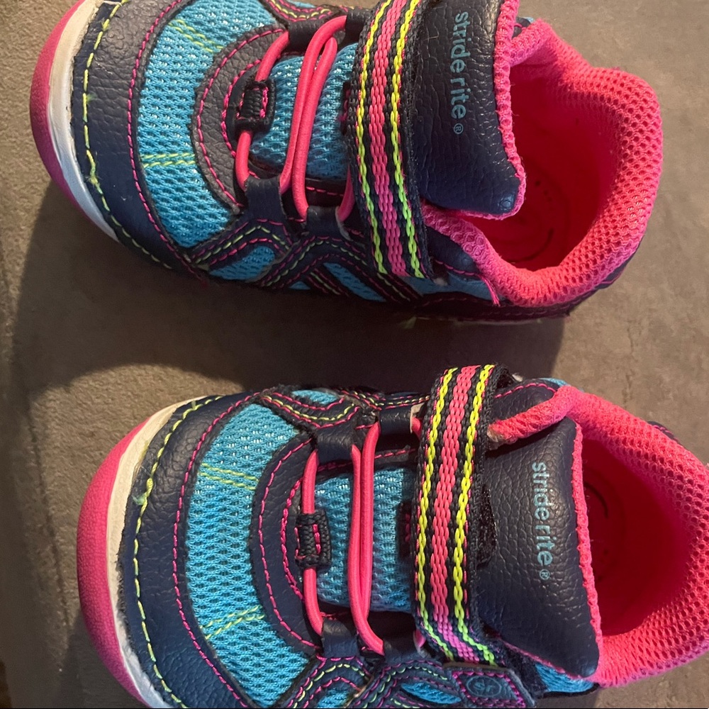 Striderite toddler 6w shoes GUC!